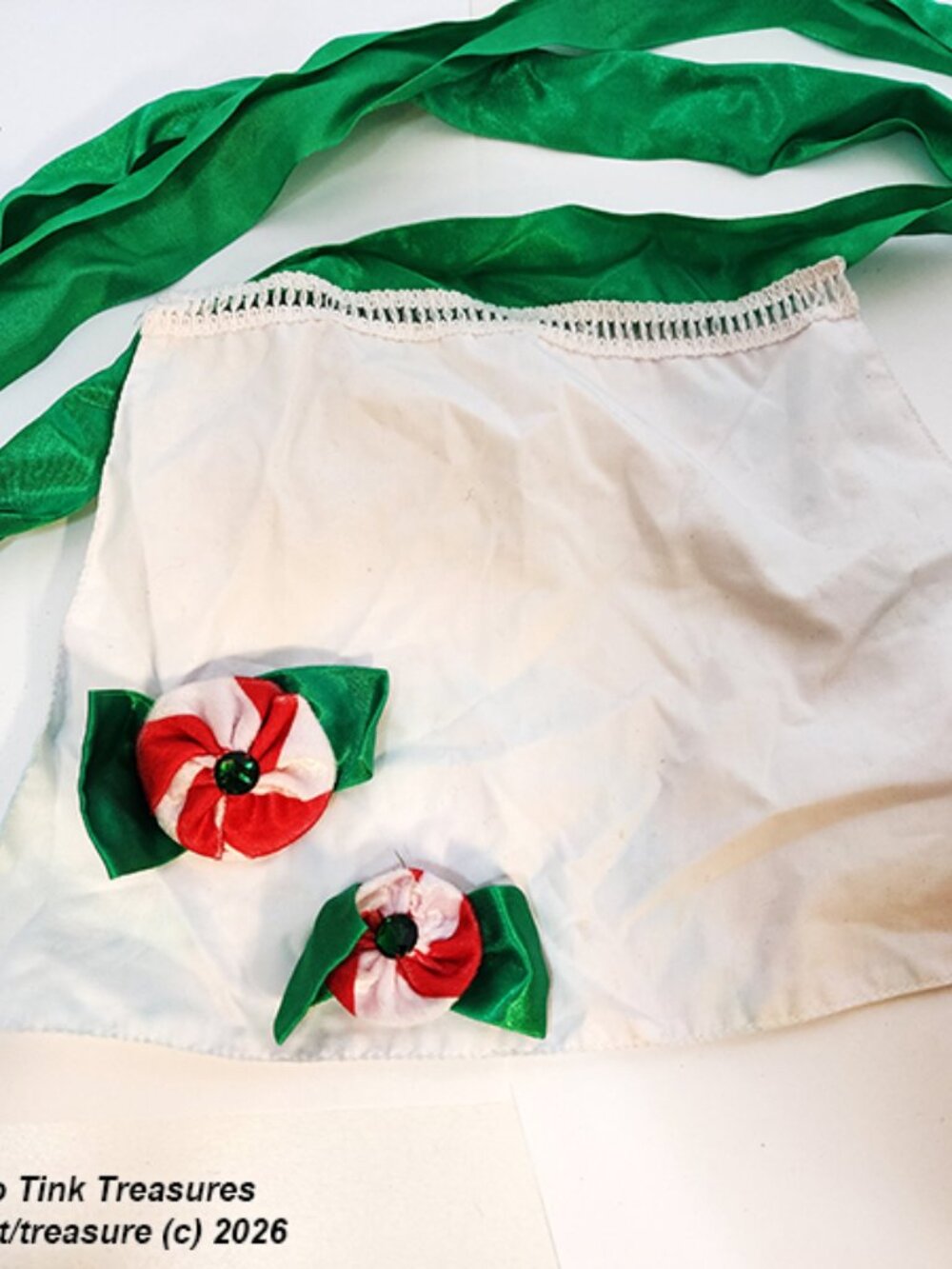 Apron - Peppermint Elf Green White Used